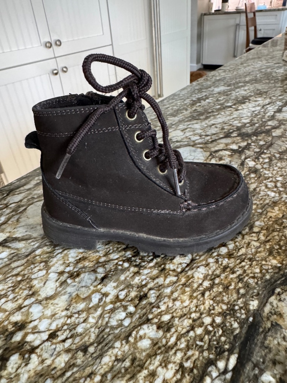 Sz 7 🦺 toddler boys suede construction work style boots